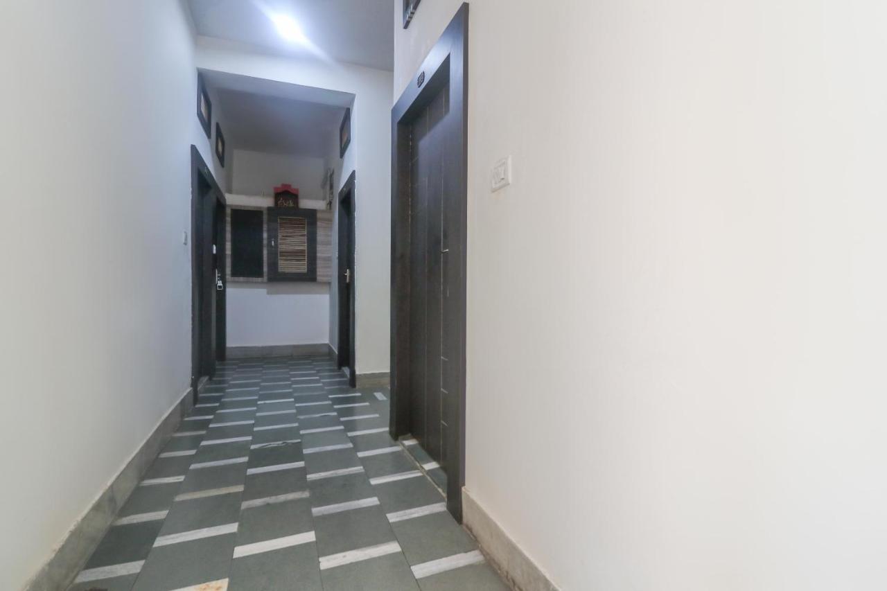 Oyo 60651 Hotel Arya Hotel Varanasi