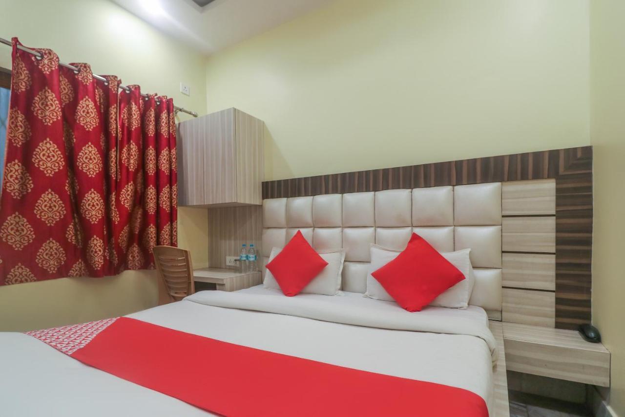 Oyo 60651 Hotel Arya Hotel