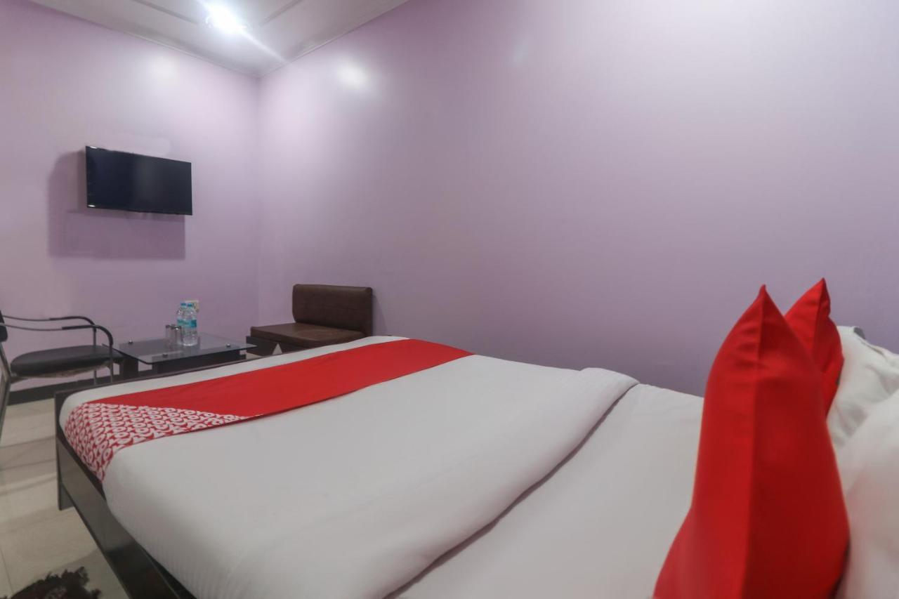 Oyo 60651 Hotel Arya